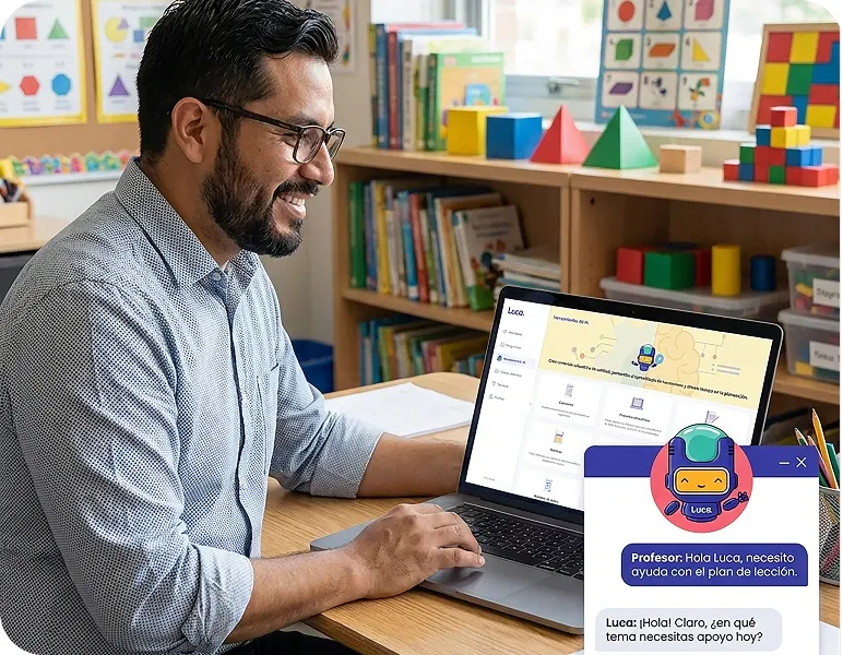 Asesor con laptop en aula