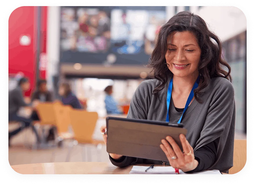 Formación y reunión con docentes